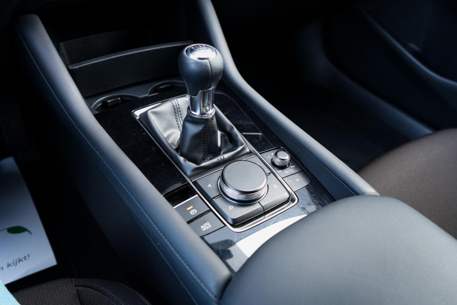 Mazda 3 2.0 e-SkyActiv-G M Hybrid 150 Sportive | Adaptive Cruise | Carplay | Head up | Keyless | Stoel/stuur verwarming | Camera