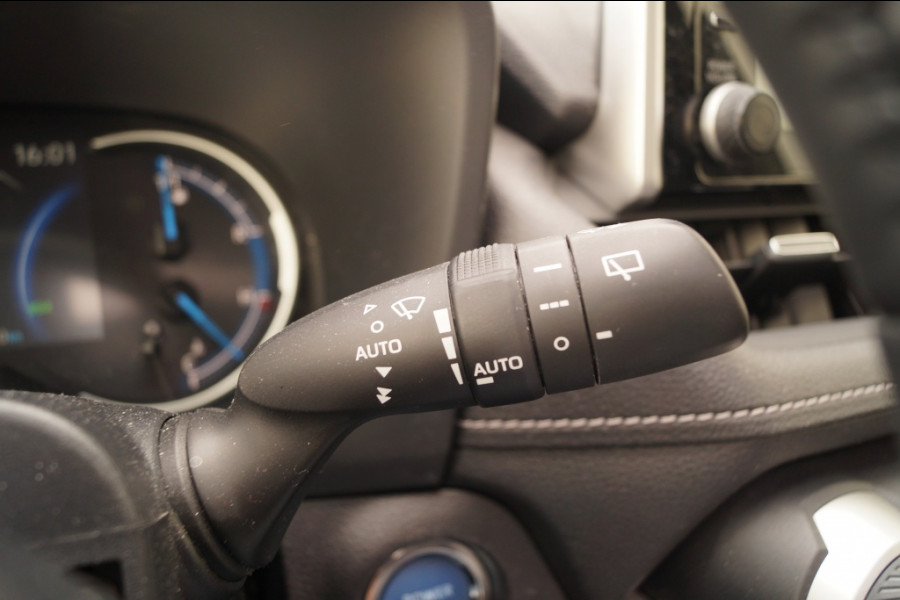 Toyota RAV4 2.5 Hybrid Black Edition -PANO-ECC-LED-TREKHAAK-