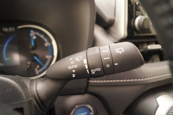Toyota RAV4 2.5 Hybrid Black Edition -PANO-ECC-LED-TREKHAAK-