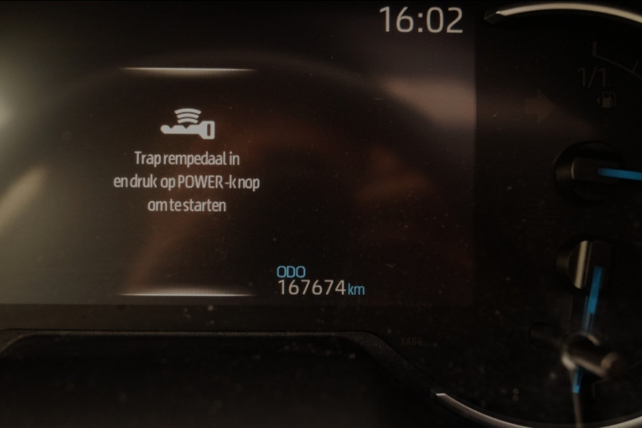Toyota RAV4 2.5 Hybrid Black Edition -PANO-ECC-LED-TREKHAAK-