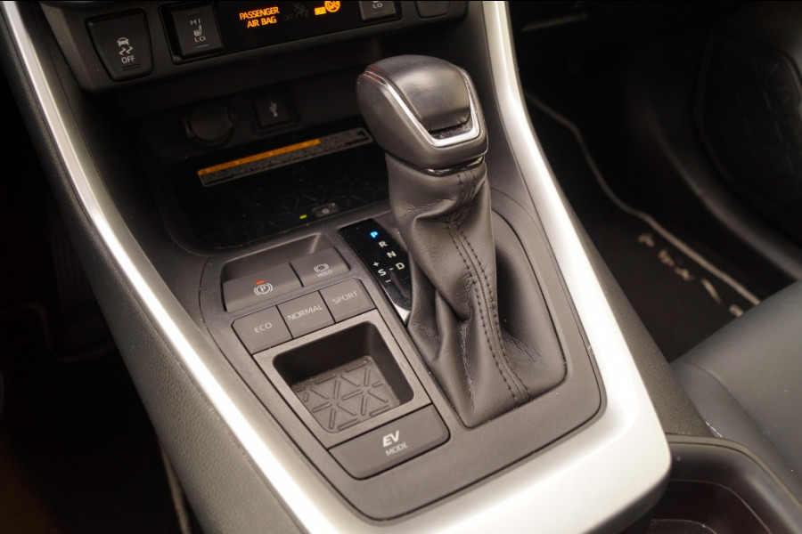 Toyota RAV4 2.5 Hybrid Black Edition -PANO-ECC-LED-TREKHAAK-