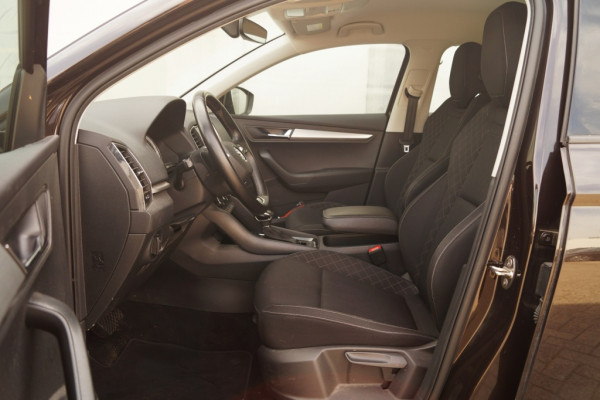 Škoda Karoq 1.5 TSI 150pk DSG Business Edition -NAVI-ECC-PDC-