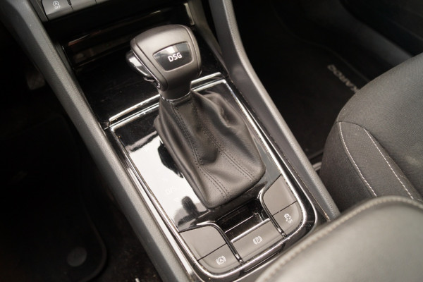 Škoda Karoq 1.5 TSI 150pk DSG Business Edition -NAVI-ECC-PDC-