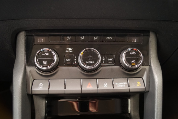 Škoda Karoq 1.5 TSI 150pk DSG Business Edition -NAVI-ECC-PDC-