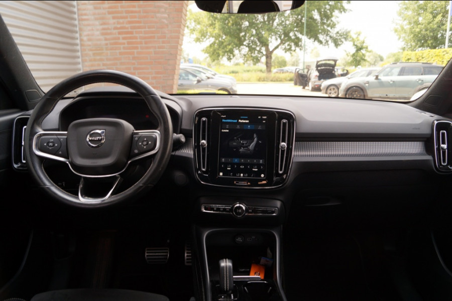 Volvo XC40 Recharge P8 AWD 78kWh 408pk R-Design -NAVI-ECC-