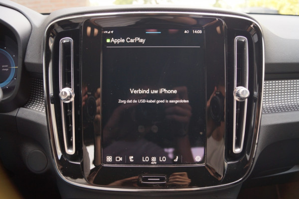 Volvo XC40 Recharge P8 AWD 78kWh 408pk R-Design -NAVI-ECC-