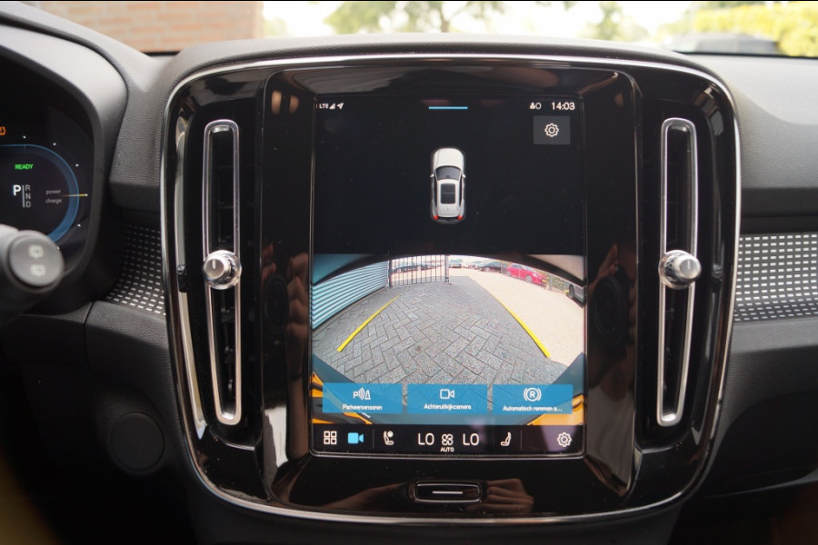 Volvo XC40 Recharge P8 AWD 78kWh 408pk R-Design -NAVI-ECC-