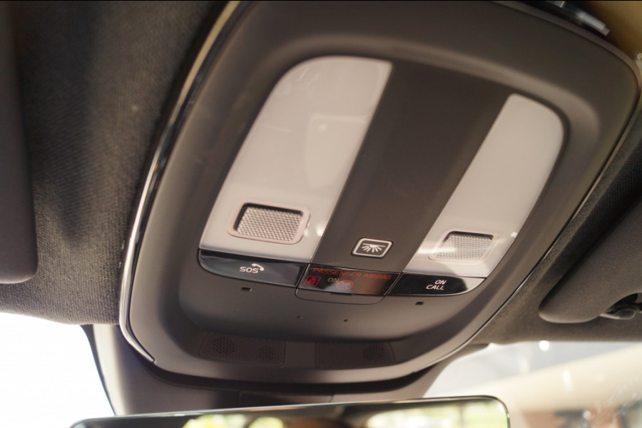 Volvo XC40 Recharge P8 AWD 78kWh 408pk R-Design -NAVI-ECC-