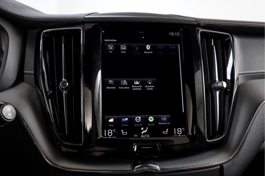 Volvo XC60 2.0 T4 Inscription 190 PK - Automaat | Dig. Cockpit | Elek. Trekhaak | Adapt. Cruise | Memory | Stoel-+Stuurverw. | PDC | Camera | NAV | ECC | Elek. Klep | LM 19" |