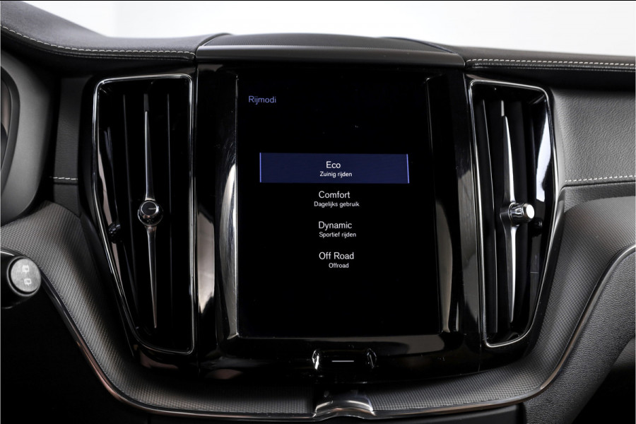 Volvo XC60 2.0 T4 Inscription 190 PK - Automaat | Dig. Cockpit | Elek. Trekhaak | Adapt. Cruise | Memory | Stoel-+Stuurverw. | PDC | Camera | NAV | ECC | Elek. Klep | LM 19" |