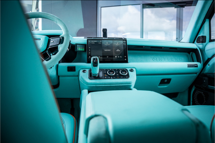 Land Rover Defender 110 2.0 P400e 110 X - Urban | Panorama | Luchtvering | Meridian | Elek. Trekhaak