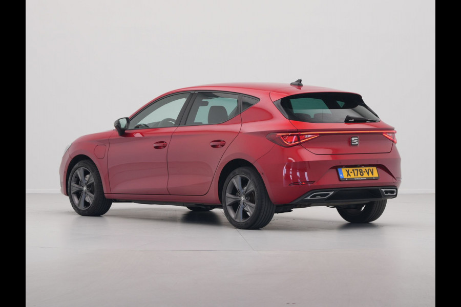 Seat Leon 1.4 TSI eHybrid PHEV 204pk FR Navigatie Camera Acc Led Carplay Sideassist Stoelverwarming 321