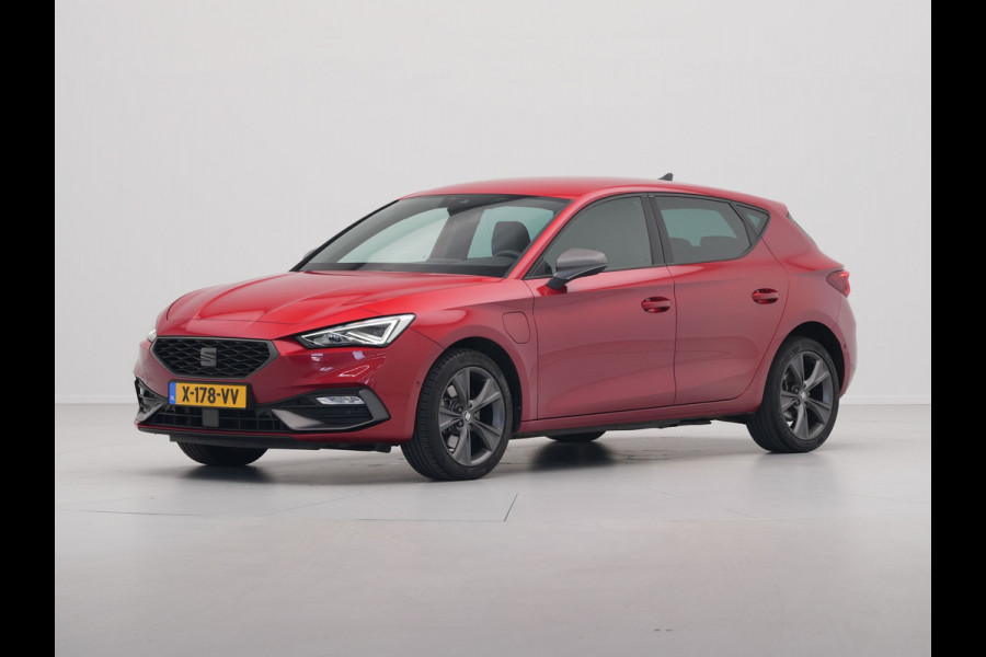 Seat Leon 1.4 TSI eHybrid PHEV 204pk FR Navigatie Camera Acc Led Carplay Sideassist Stoelverwarming 321