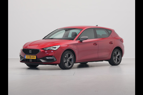 Seat Leon 1.4 TSI eHybrid PHEV 204pk FR Navigatie Camera Acc Led Carplay Sideassist Stoelverwarming 321