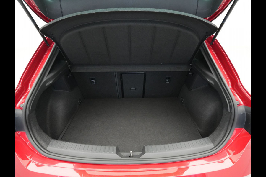 Seat Leon 1.4 TSI eHybrid PHEV 204pk FR Navigatie Camera Acc Led Carplay Sideassist Stoelverwarming 321
