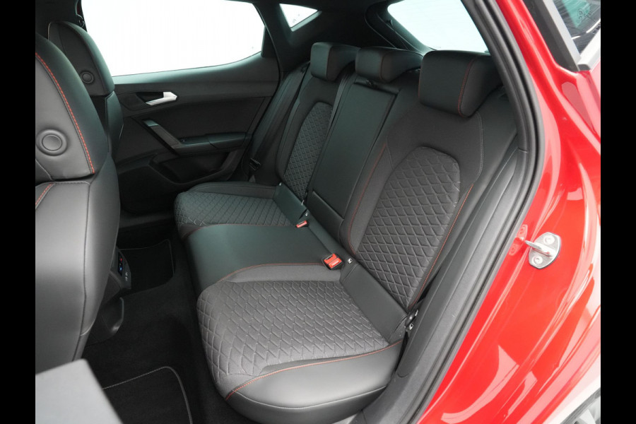 Seat Leon 1.4 TSI eHybrid PHEV 204pk FR Navigatie Camera Acc Led Carplay Sideassist Stoelverwarming 321