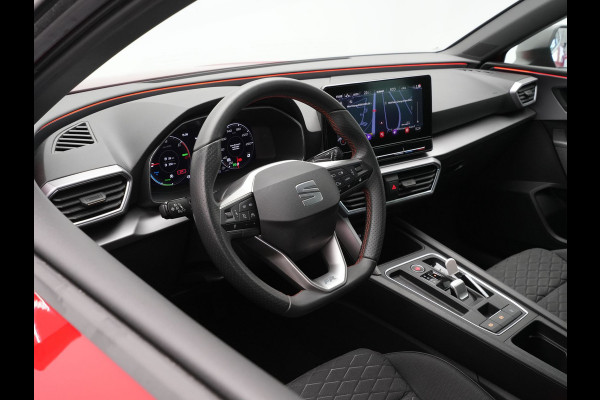 Seat Leon 1.4 TSI eHybrid PHEV 204pk FR Navigatie Camera Acc Led Carplay Sideassist Stoelverwarming 321