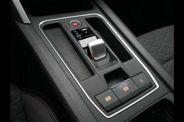 Seat Leon 1.4 TSI eHybrid PHEV 204pk FR Navigatie Camera Acc Led Carplay Sideassist Stoelverwarming 321