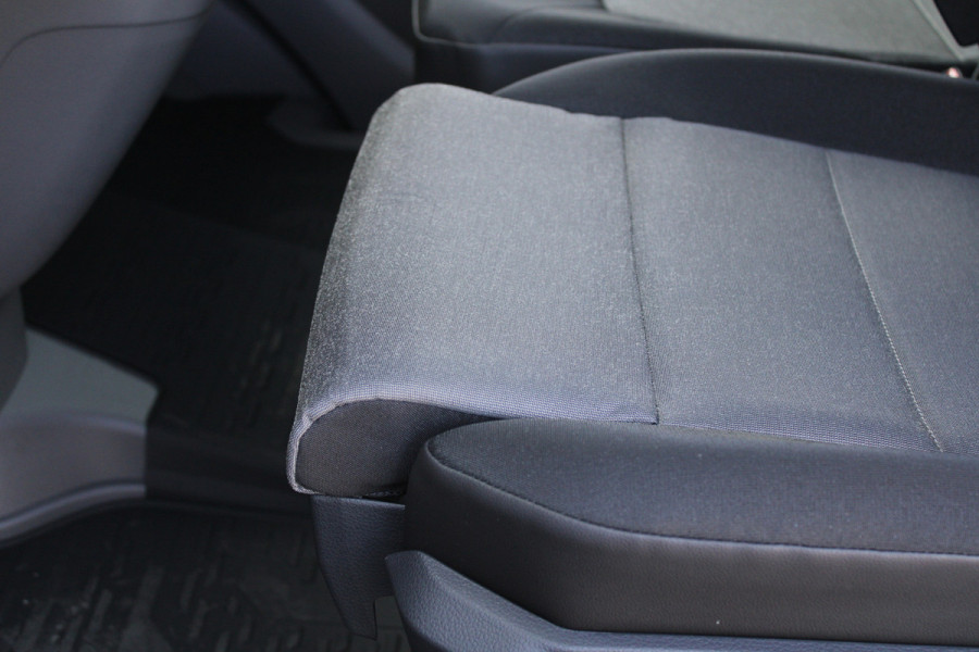 Volkswagen Crafter 35 2.0 TDI L3H2 177pk - Facelift - Navigatie - LED - Geveerde stoel - Virtual cockpit - Camera - Verwarmd stuur - Stoelverwarmin