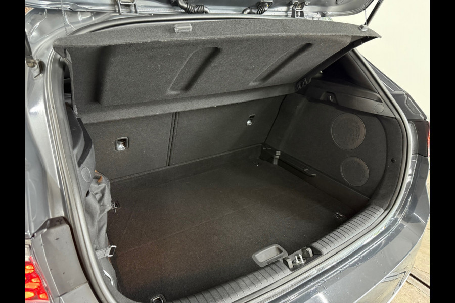 Kia Ceed 1.0 T-GDi GT-PlusLine Pano | Elektr stoelen verwarmd + gekoeld | 17 inch | LED | Bomvol opties !!