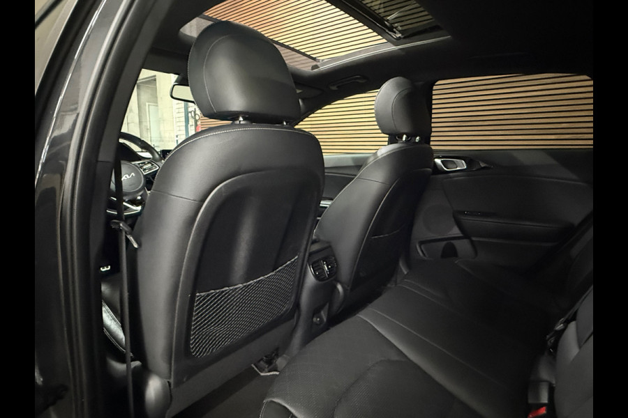 Kia Ceed 1.0 T-GDi GT-PlusLine Pano | Elektr stoelen verwarmd + gekoeld | 17 inch | LED | Bomvol opties !!