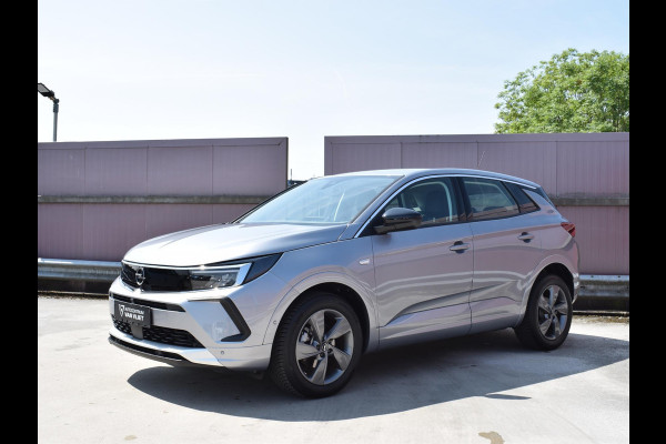 Opel Grandland 1.2 Turbo Level 2 Edition | CARPLAY | PARKEERSENSOREN | WINTERPAKKET | E.C.C. | 16.837km