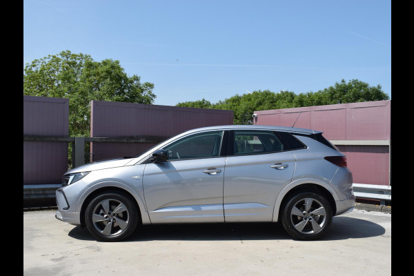 Opel Grandland 1.2 Turbo Level 2 Edition | CARPLAY | PARKEERSENSOREN | WINTERPAKKET | E.C.C. | 16.837km