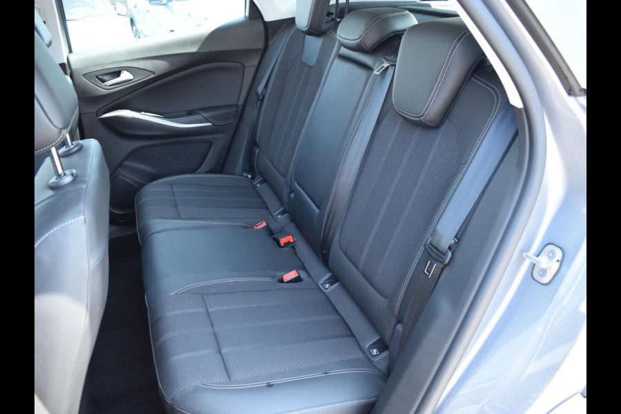 Opel Grandland 1.2 Turbo Level 2 Edition | CARPLAY | PARKEERSENSOREN | WINTERPAKKET | E.C.C. | 16.837km