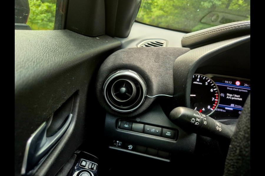 Nissan Juke 1.0 DIG-T N-Design . Leer . Stoelverwarming . Camera