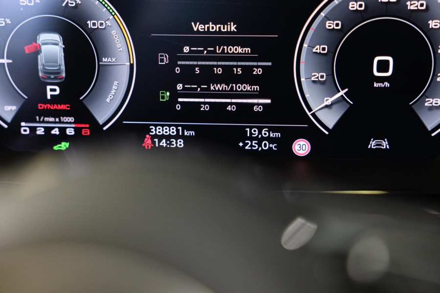 Audi A3 Sportback 40 TFSI e RS3 Look / 204 PK / RS Zetels / Cc / Camera / Navi / Open Pano / Digital Cockpit / Led / Pdc / 18 Inch