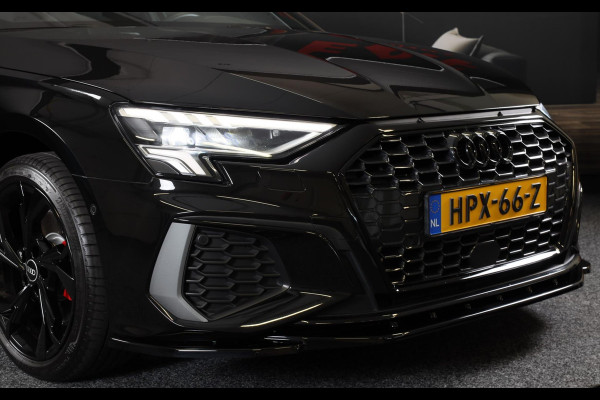 Audi A3 Sportback 40 TFSI e RS3 Look / 204 PK / RS Zetels / Cc / Camera / Navi / Open Pano / Digital Cockpit / Led / Pdc / 18 Inch