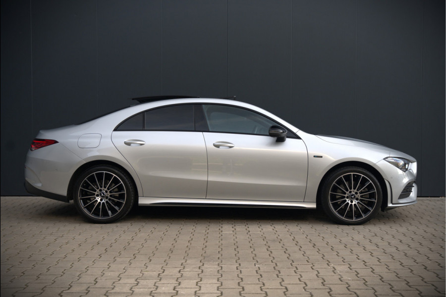 Mercedes-Benz CLA-Klasse 250 e Premium Plus AMG | Panoramadak | Burmester | Stoelverwarming | Apple Carplay | Keyless | Memory Seats| Cruise Control | Ambiance verlichting | 360 Camera | Parkeersensoren | Standkachel | Dodehoekdetectie