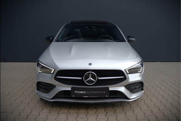 Mercedes-Benz CLA-Klasse 250 e Premium Plus AMG | Panoramadak | Burmester | Stoelverwarming | Apple Carplay | Keyless | Memory Seats| Cruise Control | Ambiance verlichting | 360 Camera | Parkeersensoren | Standkachel | Dodehoekdetectie