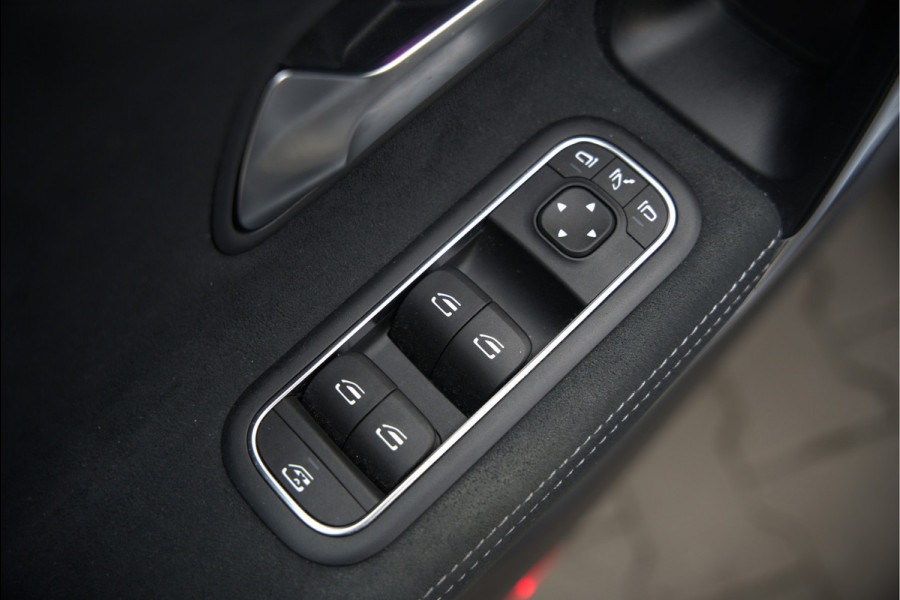 Mercedes-Benz CLA-Klasse 250 e Premium Plus AMG | Panoramadak | Burmester | Stoelverwarming | Apple Carplay | Keyless | Memory Seats| Cruise Control | Ambiance verlichting | 360 Camera | Parkeersensoren | Standkachel | Dodehoekdetectie