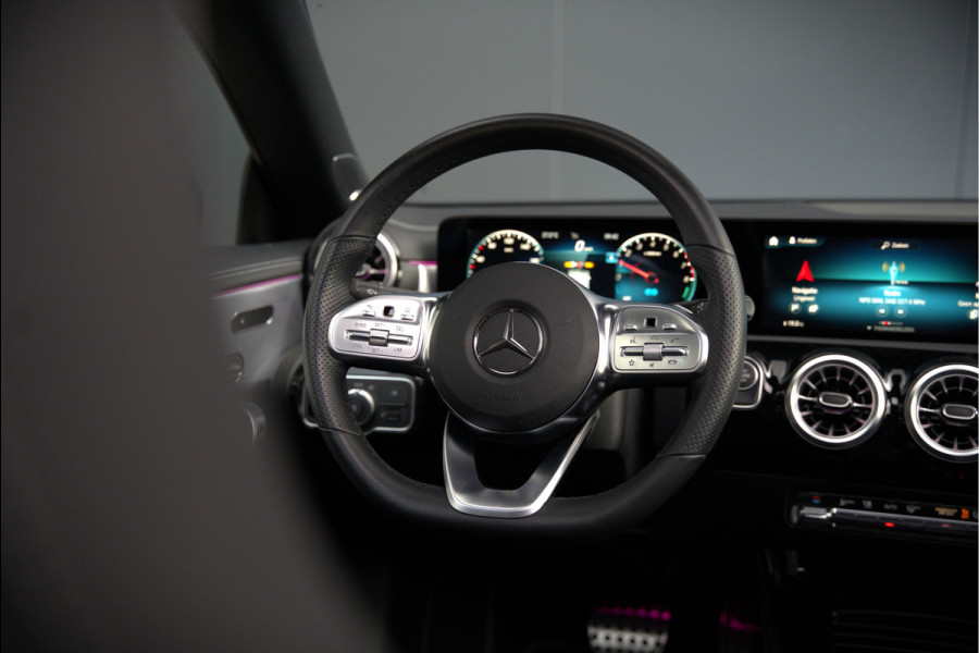 Mercedes-Benz CLA-Klasse 250 e Premium Plus AMG | Panoramadak | Burmester | Stoelverwarming | Apple Carplay | Keyless | Memory Seats| Cruise Control | Ambiance verlichting | 360 Camera | Parkeersensoren | Standkachel | Dodehoekdetectie