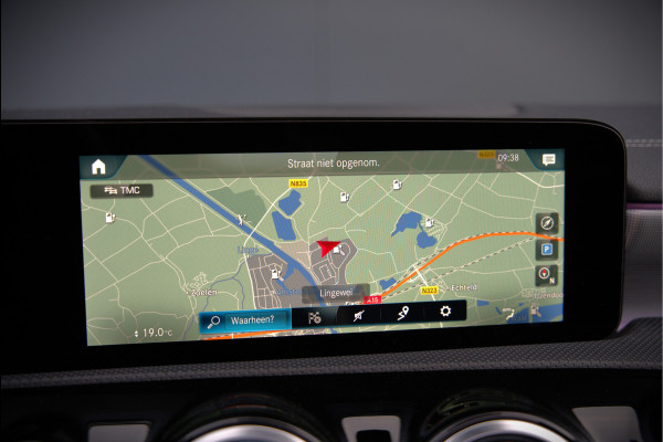 Mercedes-Benz CLA-Klasse 250 e Premium Plus AMG | Panoramadak | Burmester | Stoelverwarming | Apple Carplay | Keyless | Memory Seats| Cruise Control | Ambiance verlichting | 360 Camera | Parkeersensoren | Standkachel | Dodehoekdetectie