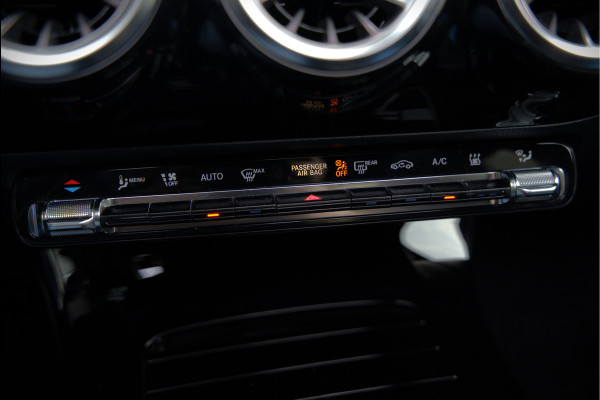 Mercedes-Benz CLA-Klasse 250 e Premium Plus AMG | Panoramadak | Burmester | Stoelverwarming | Apple Carplay | Keyless | Memory Seats| Cruise Control | Ambiance verlichting | 360 Camera | Parkeersensoren | Standkachel | Dodehoekdetectie