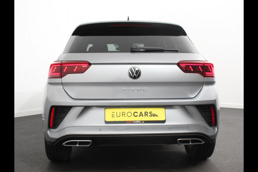 Volkswagen T-Roc 1.5 TSI 150pk Automaat R-Line Digitale Cockpit Climate Control Camera Navigatie Apple Carplay/Android Auto Lichtmetalen Velgen Parkeer sensoren Dab Led Adaptive Cruise Control