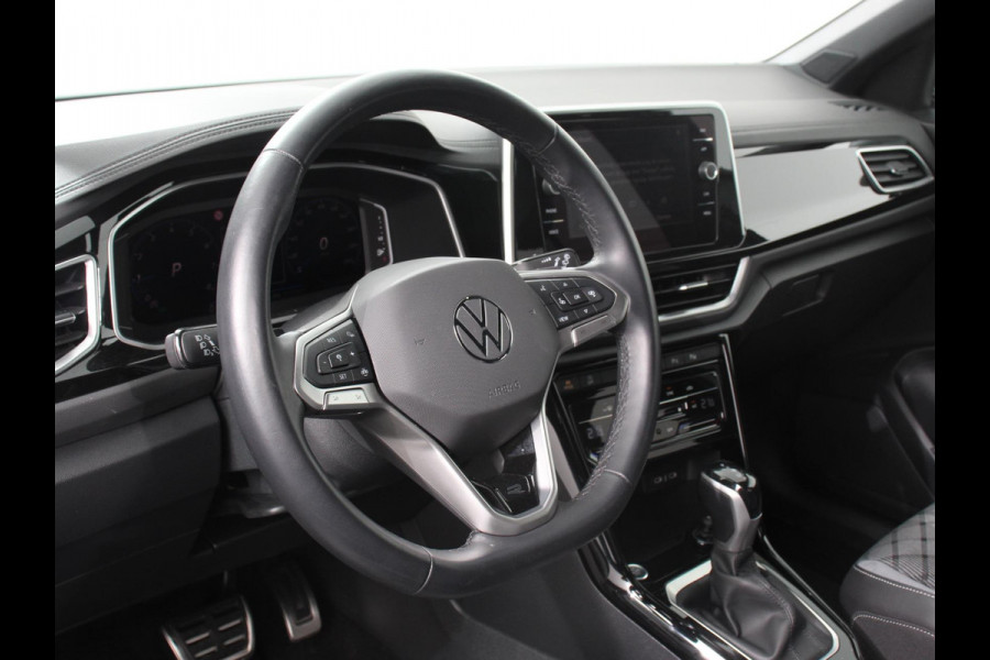 Volkswagen T-Roc 1.5 TSI 150pk Automaat R-Line Digitale Cockpit Climate Control Camera Navigatie Apple Carplay/Android Auto Lichtmetalen Velgen Parkeer sensoren Dab Led Adaptive Cruise Control