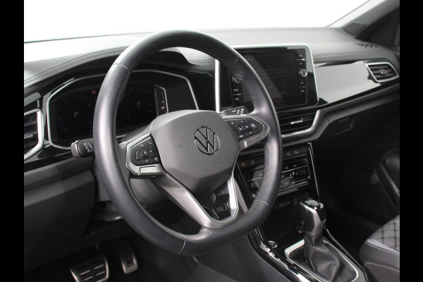 Volkswagen T-Roc 1.5 TSI 150pk Automaat R-Line Digitale Cockpit Climate Control Camera Navigatie Apple Carplay/Android Auto Lichtmetalen Velgen Parkeer sensoren Dab Led Adaptive Cruise Control