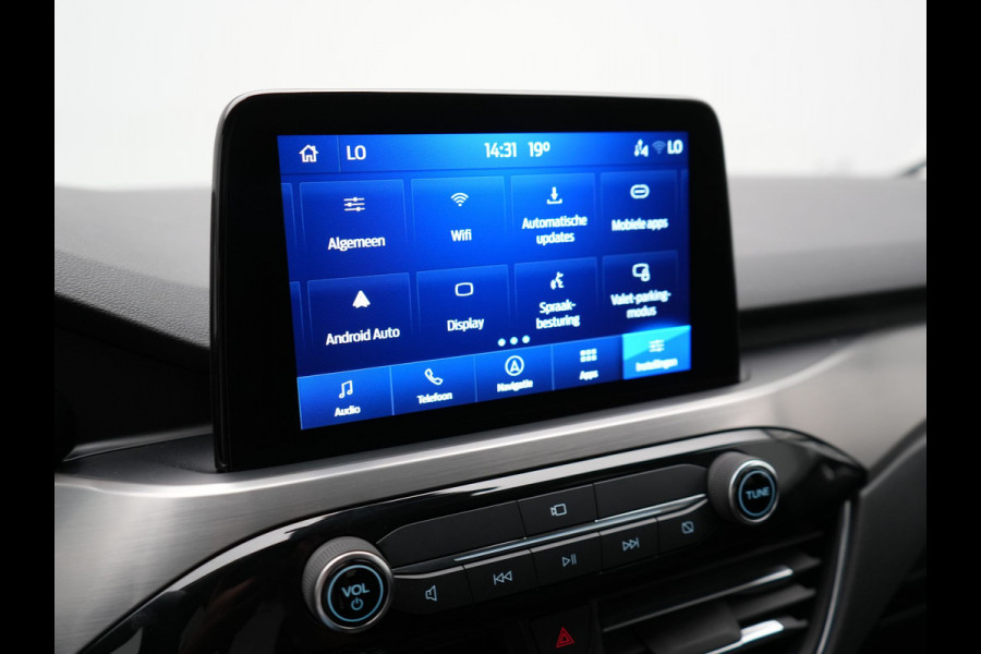 Ford Kuga 2.5 Titanium Plug In Hybrid 225pk PHEV | Adaptive Cruise | Keyless | Camera | Stoelverwarming | Apple Carplay | DAB | Navi Full Map |