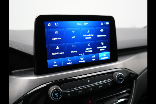Ford Kuga 2.5 Titanium Plug In Hybrid 225pk PHEV | Adaptive Cruise | Keyless | Camera | Stoelverwarming | Apple Carplay | DAB | Navi Full Map |