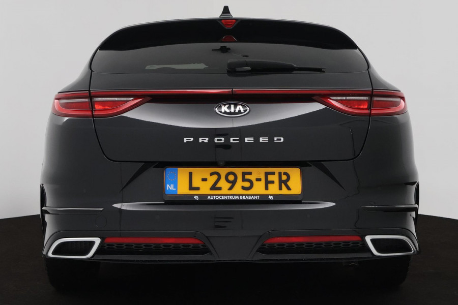 Kia ProCeed 1.5 T-GDI GT-PlusLine (PANORAMADAK, STOEL/STUUR VERWARMING, NAVI, ACHTERUITRIJCAMERA, ELEKTR STOELEN)