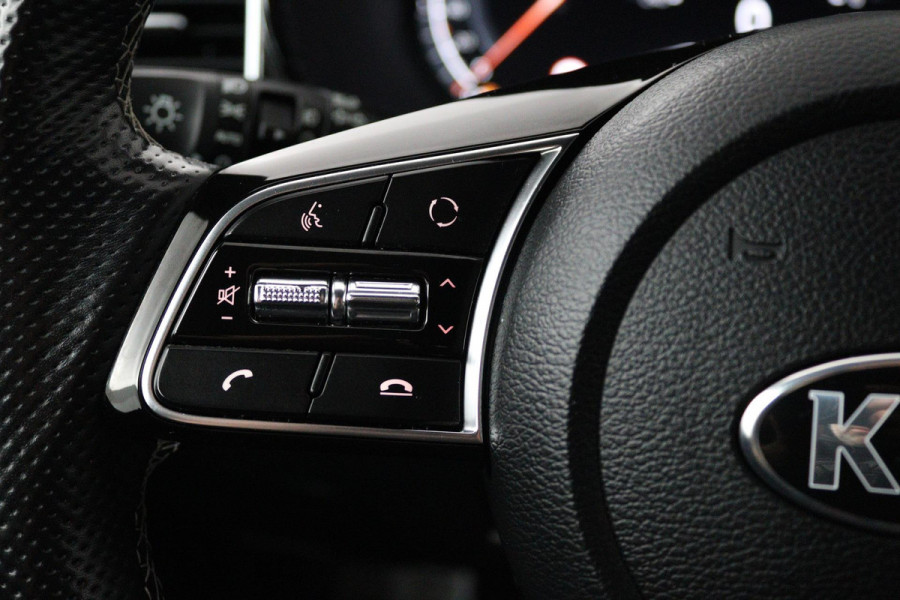 Kia ProCeed 1.5 T-GDI GT-PlusLine (PANORAMADAK, STOEL/STUUR VERWARMING, NAVI, ACHTERUITRIJCAMERA, ELEKTR STOELEN)