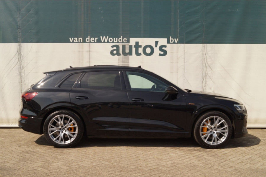 Audi e-tron 55 Quattro 95kWh S-Line -PANO-ECC-NAVI-PDC-