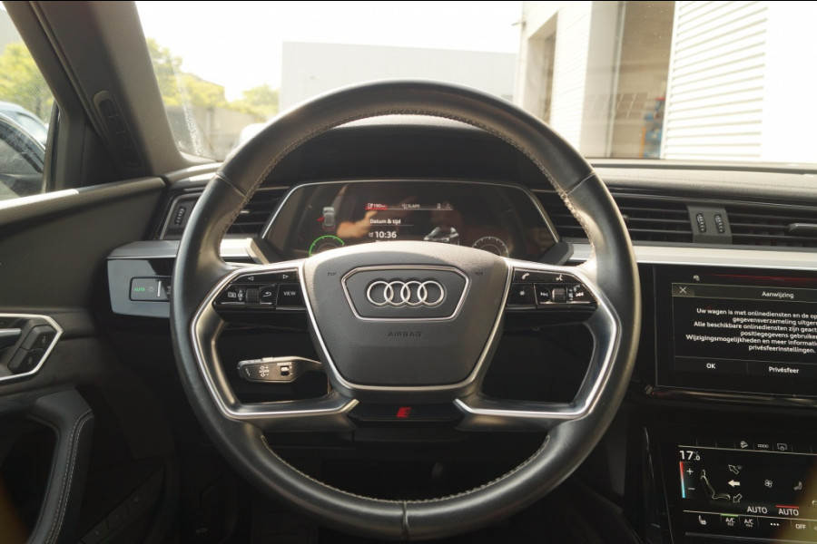 Audi e-tron 55 Quattro 95kWh S-Line -PANO-ECC-NAVI-PDC-