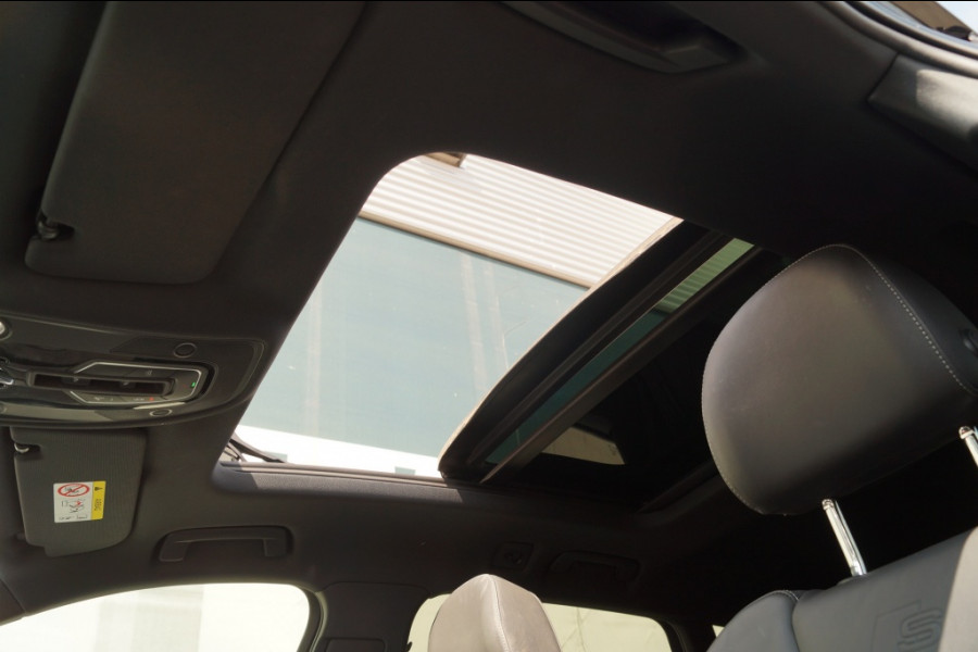 Audi e-tron 55 Quattro 95kWh S-Line -PANO-ECC-NAVI-PDC-