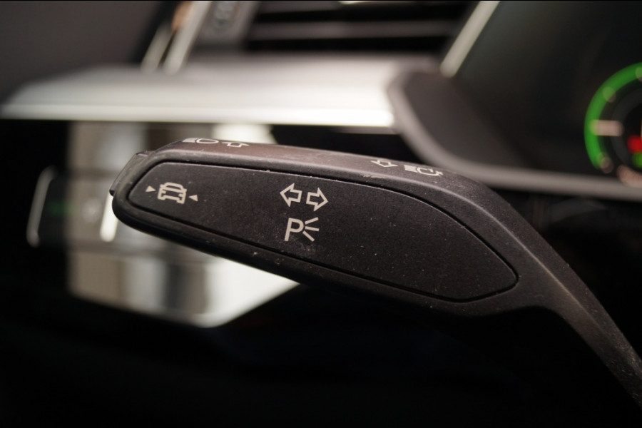 Audi e-tron 55 Quattro 95kWh S-Line -PANO-ECC-NAVI-PDC-