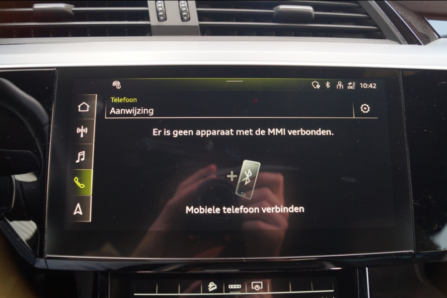 Audi e-tron 55 Quattro 95kWh S-Line -PANO-ECC-NAVI-PDC-