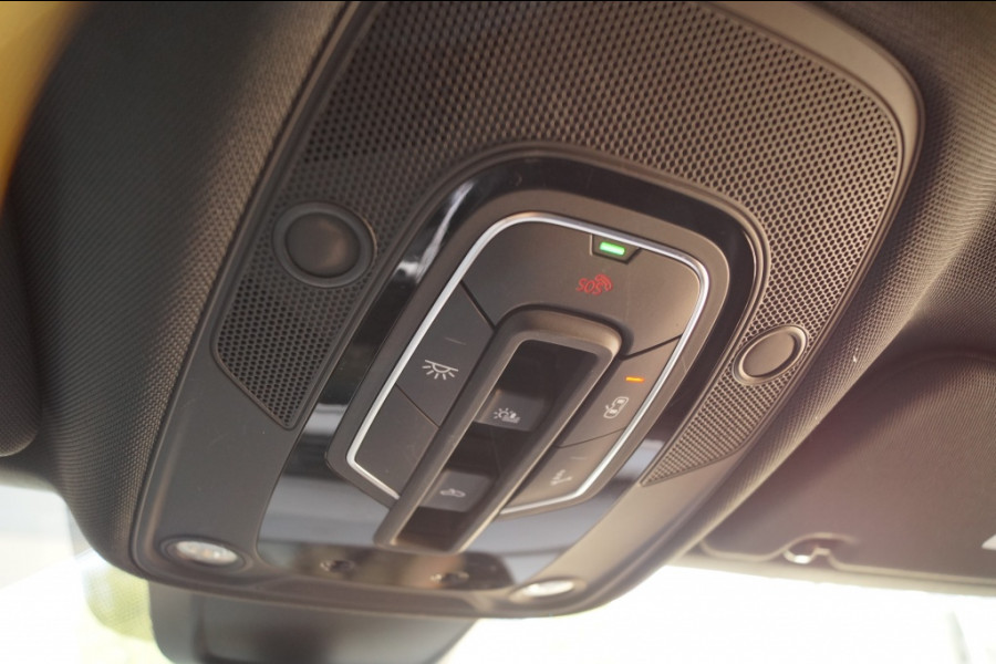 Audi e-tron 55 Quattro 95kWh S-Line -PANO-ECC-NAVI-PDC-